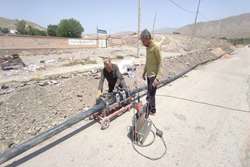 بیش از ۱۴۰۰ نفر در مجتمع کوران های فاروج از نعمت آب پایدار بهره مند شدند